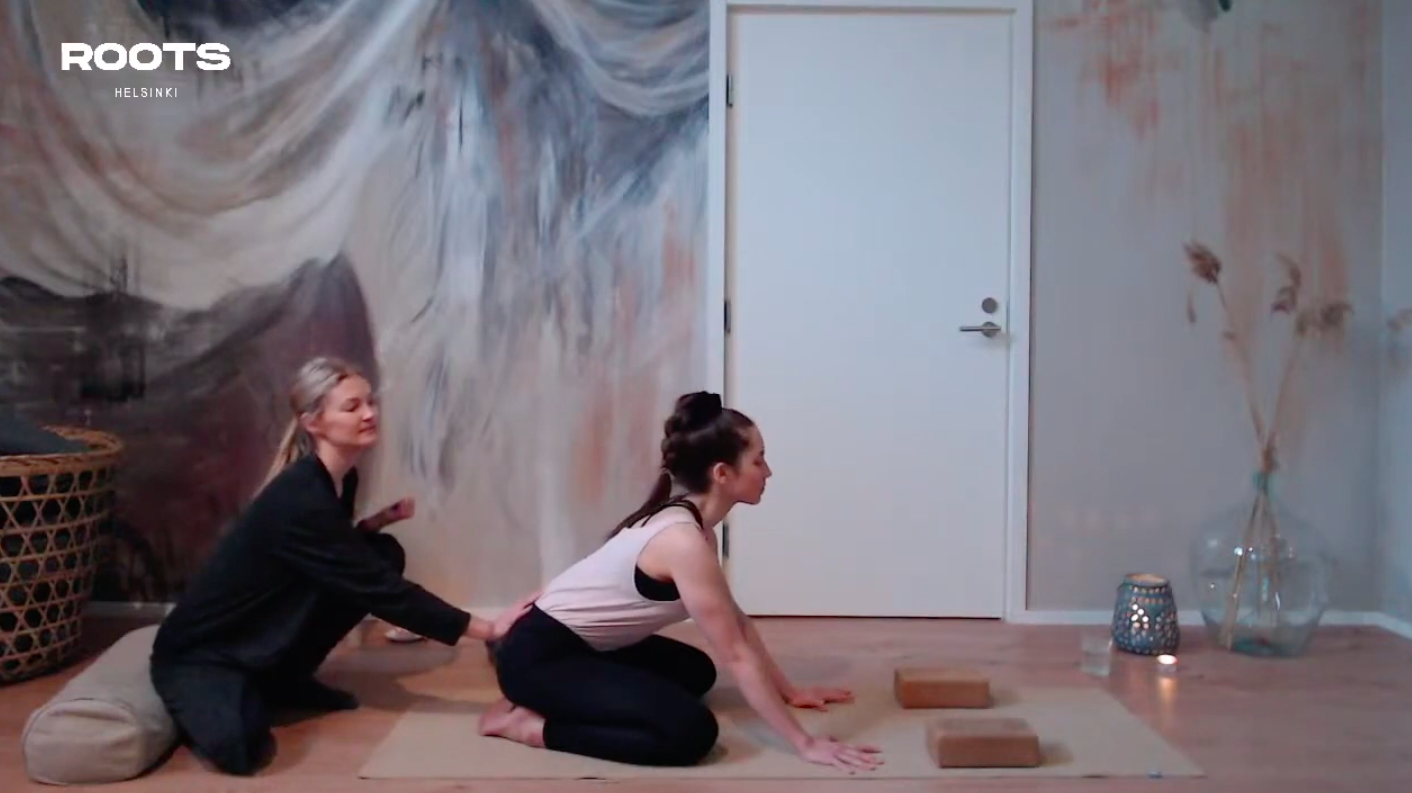 Vahvistava aamujooga