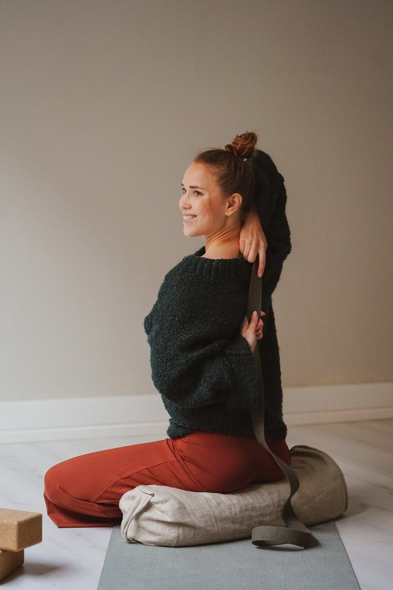 Late night Yin + yoga nidra / tammikuu